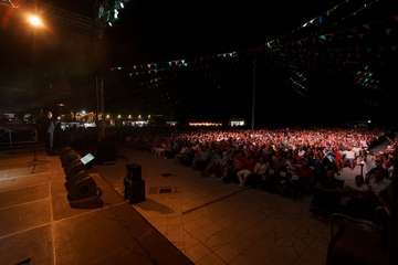  José Velez llena la plaza de Candelaria (Tenerife) con un concierto de dos horas/TA.